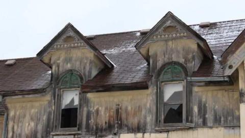 Cullen Houses - The-Prettiest-Street104.jpg