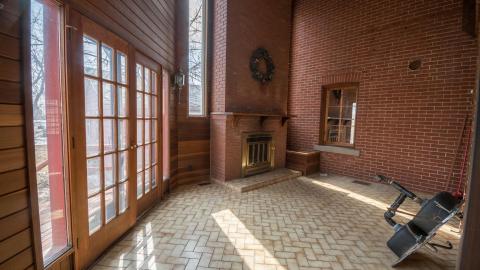 Abandoned House & Pool in Palermo photo 5