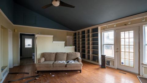 March 2019 - Abandoned House in Palermo Ontario-6.jpg