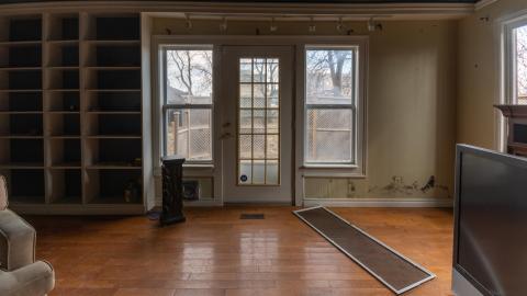 March 2019 - Abandoned House in Palermo Ontario-8.jpg