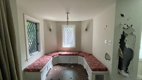 Abandoned mansion cover photo