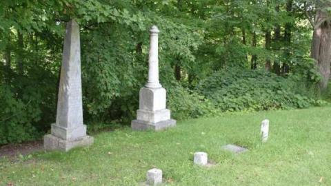 Pioneer Cemetary - River-Valley-Pioneer-Cemetary14.jpg