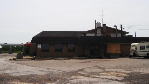 Quick Stop - June 2013 - DSC_0117.1.jpg