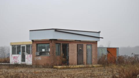 Empty ESSO - December 2012 - DSC_0293.JPG