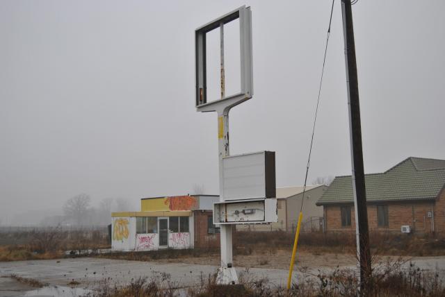 Empty ESSO - December 2012 - DSC_0351.JPG