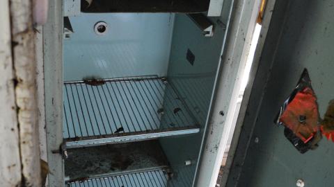 Third Strike, You're Out - November 2012 / May 2014 / March 2017 - DSC_0529.jpg