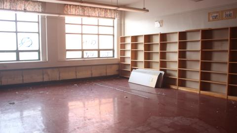 Abandoned School - IMG_9163.JPG