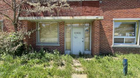Abandoned dealership photo 5