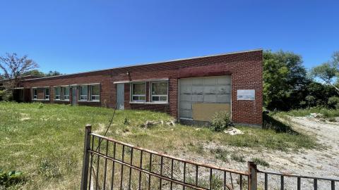 Car dealership - D14E7793-6C3E-47A1-BA76-5EC58E8D068F.jpeg