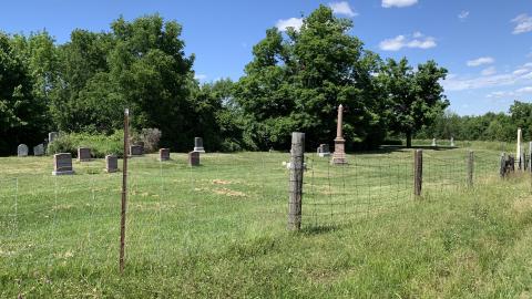Deadman's Corner (Salem Pioneer Cemetery) photo 5