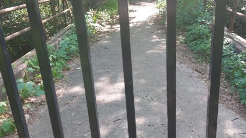 Old bridge over the river photo 3