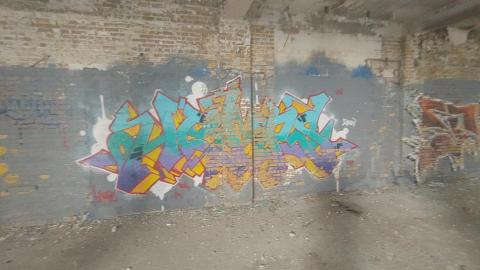 Chop shop and Wooden Pallets photo 4