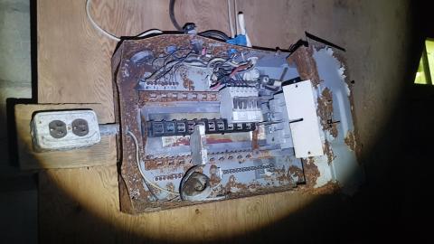 Eager-lee Anticipated - 3.jpg