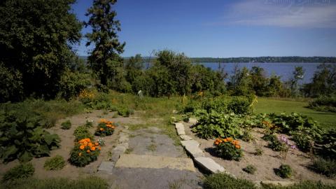 The House & Grounds 2018 - Collages38.jpg