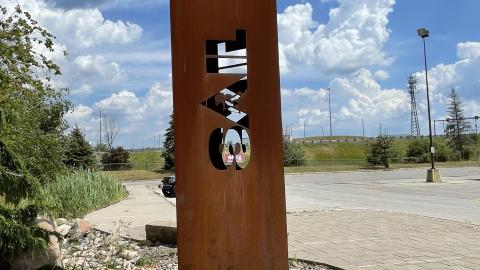 Abandoned sail store photo 2