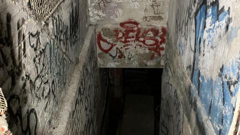 Decrepit - 76B9730F-CCEF-461C-B96E-13C5F45E6C3A.jpeg