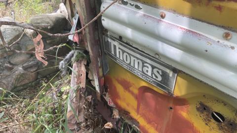 Abandoned bus and car - 0584E3FD-92C5-452C-A609-5054112F2A74.jpeg