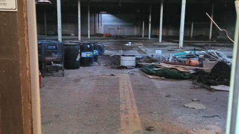 Abandoned Flea Market photo 5