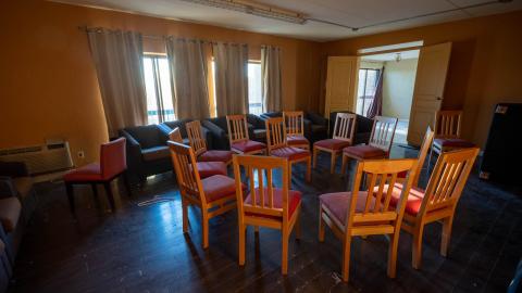 no tell motel! - Abandoned Hotel With Heart Shaped Jacuzzi Tubs-25.jpg