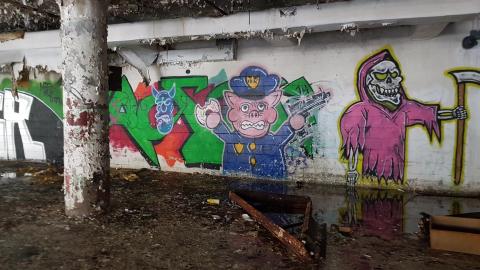 It Follows - 20220806_145252.jpg