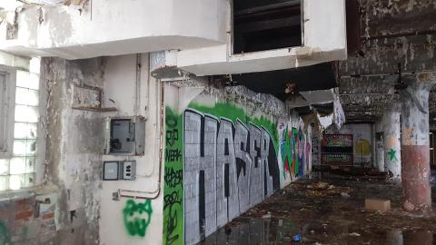 It Follows - 20220806_145411.jpg