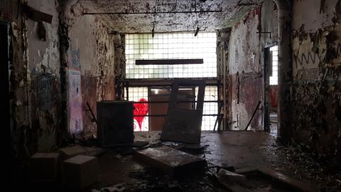 It Follows - 20220806_145706.jpg