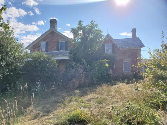 "Clearly Homes" Hidden House on Hill photo 5