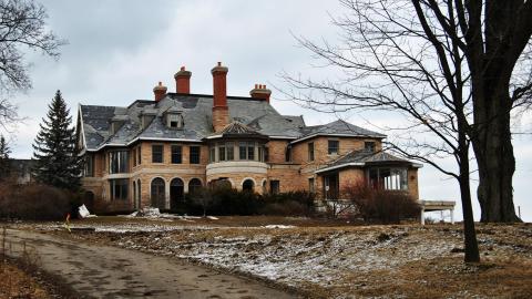 Living On The Edge - March 2013 - 6.1.jpg