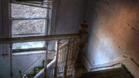 Big Red ??? - xb9d.jpg