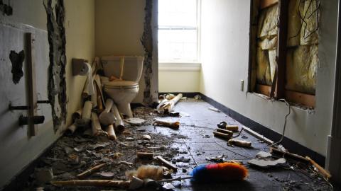 Living On The Edge - March 2013 - 29.jpg