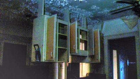 Big Red ??? - up9.jpg