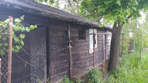 Jimi Hendrix and AC/DC - Airstream Camaro House (12).jpg