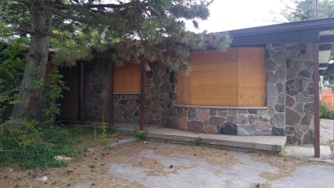 Under the Blacklight - Under the Blacklight (12).jpg