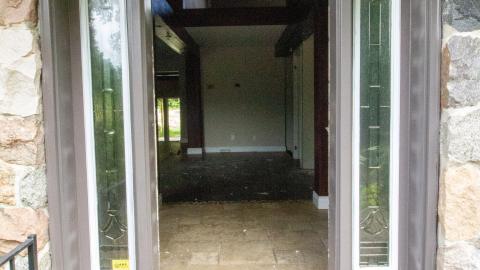 08/14/22 - Who Needs Doors? - IMG_2764.JPG