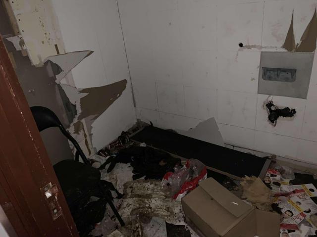 First Entry - LKCL1683.JPG