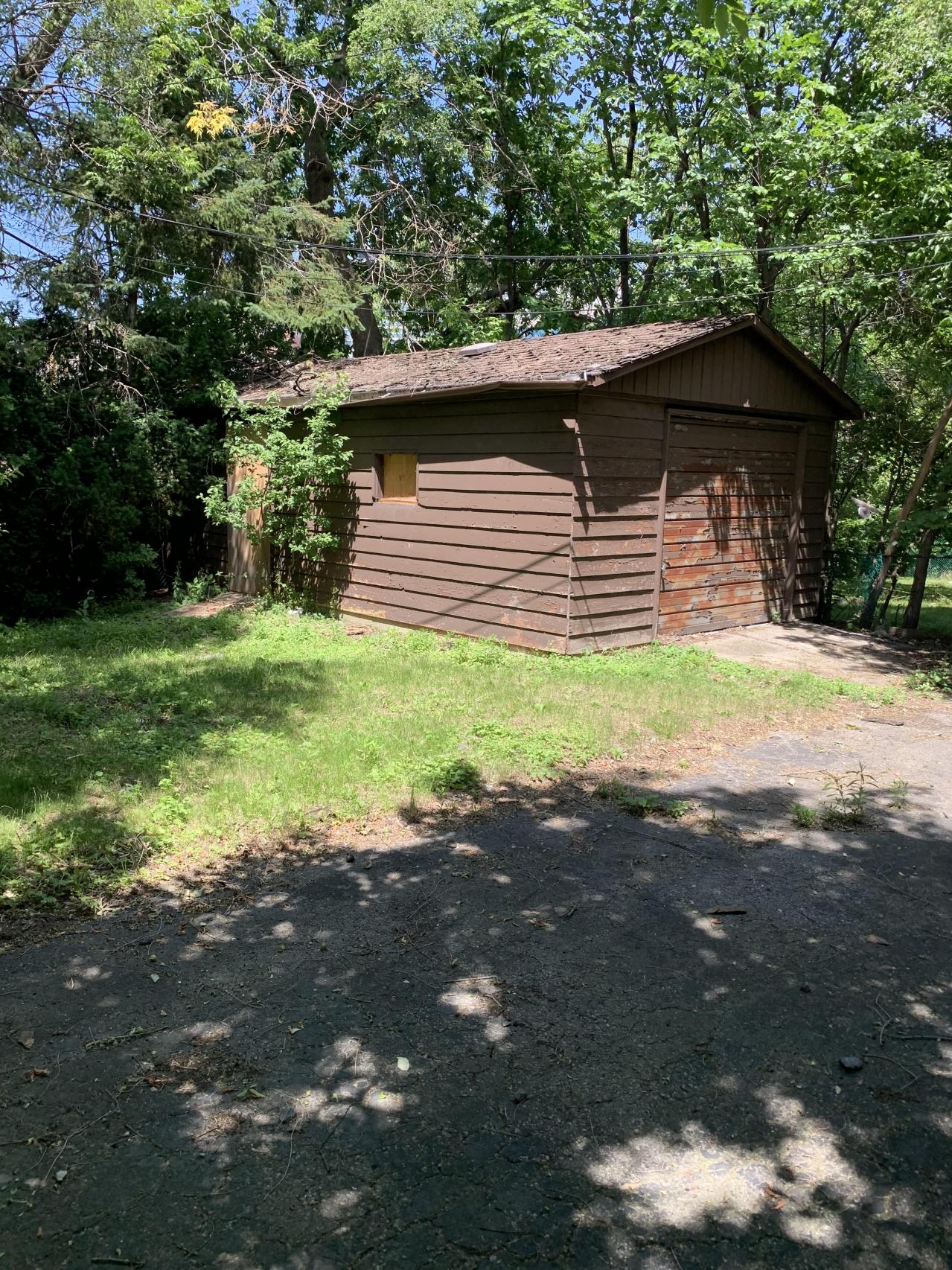 Can't get inside anymore... - IMG_4496.jpg