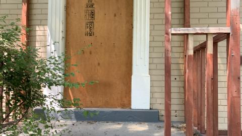 Can't get inside anymore... - IMG_4490.jpg