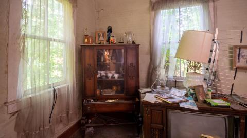 august 2019 - Abandoned Time Capsule Farmhouse Antique Audio Equipment-20.jpg