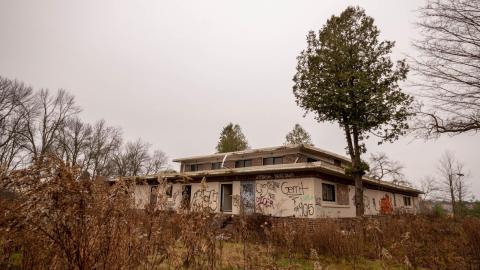 2014 - abandoned camp 30 pow camp ontario-2.jpg