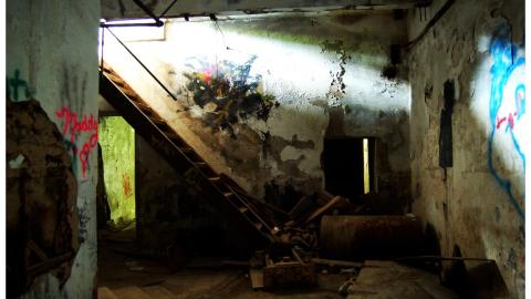 2012 - abandoned barber paper mill 201211.jpg