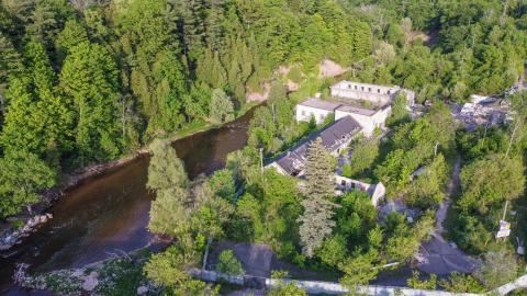 2021 - abandonedn barber paper mill photography-2.jpg