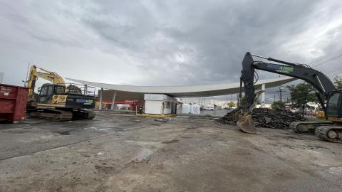 Gas station - 7B8FB32B-F4C9-4EC5-8D29-E185640BABC3.jpeg