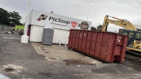 Gas station - C827A7BB-EF9C-47F3-A65F-6991231A742F.jpeg