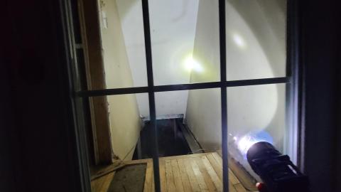 A view into a rear window of House 4