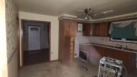 Kitchen inside House 5