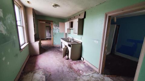 The Mayors Meth Mansion - Multiple Visits - 26.jpg