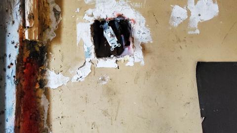 The Mayors Meth Mansion - Multiple Visits - 44.jpg