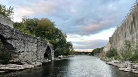 just looking around - IMG_4192.jpg