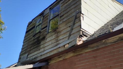 Side tracked at the tot lot - 20221009_105336.jpg