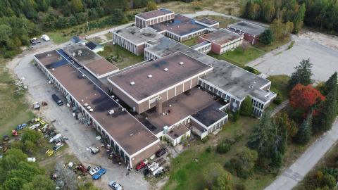 northern highschool long abandoned - DJI_0093.JPG